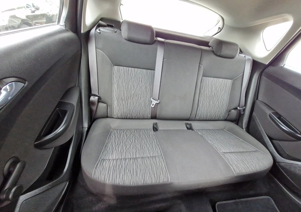 Opel Astra cena 25900 przebieg: 117000, rok produkcji 2012 z Żnin małe 781
